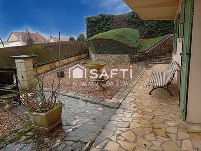 Maison - 175 m² - 6 pièces