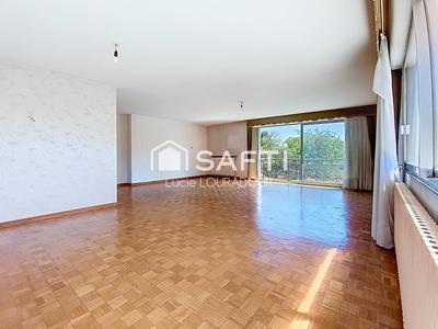 Maison - 257 m² - 11 pièces