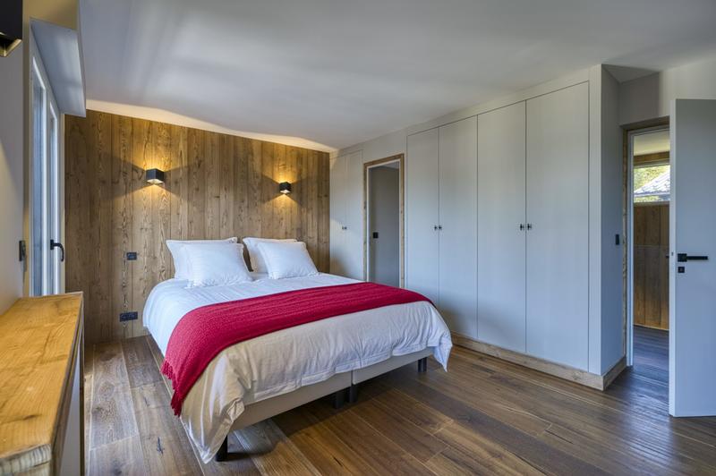 Maison - 203 m² - 6 pièces