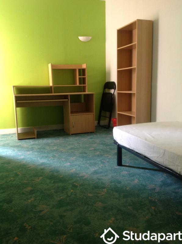 Chambre - 11 m² - 1 pièce