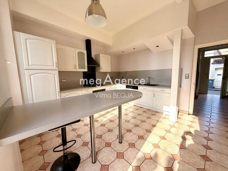 Maison - 145 m² - 7 pièces