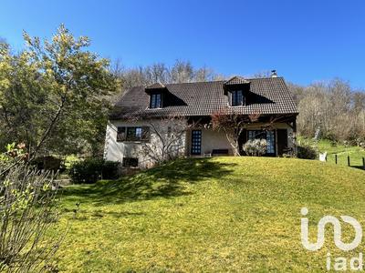 Maison - 165 m² - 7 pièces