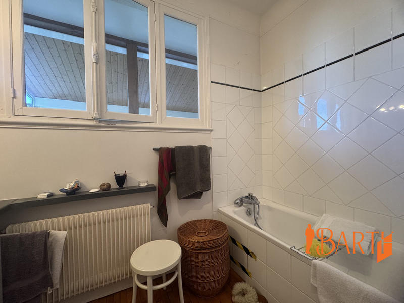 Appartement - 140 m² - 5 pièces