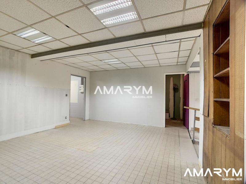Local d'activité / Entrepôt - 79 m²