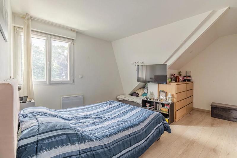 Maison - 121 m² - 5 pièces