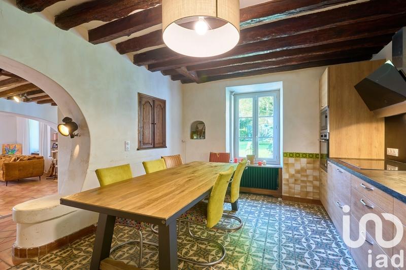 Maison - 196 m² - 7 pièces