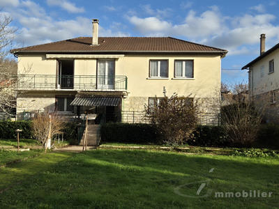 Maison - 103 m² - 7 pièces