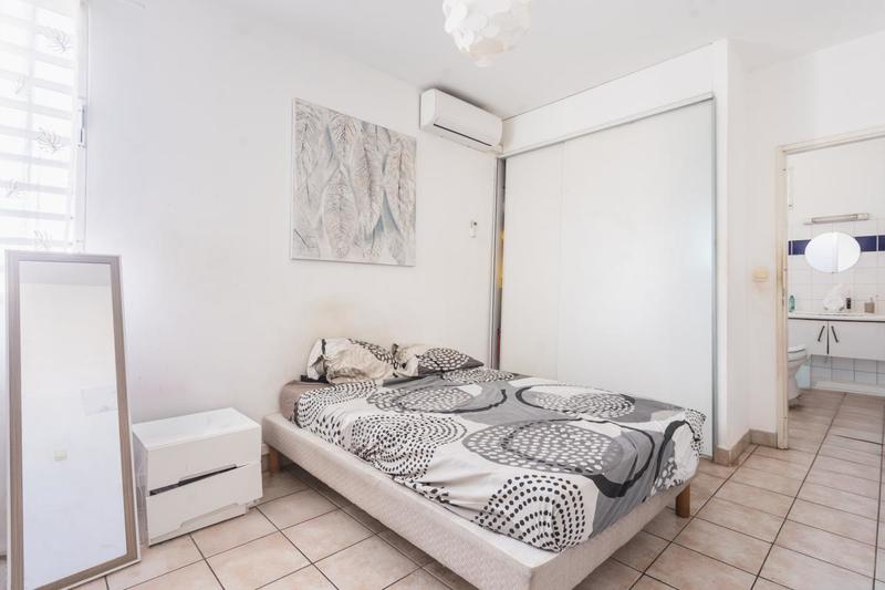 Appartement - 77 m²