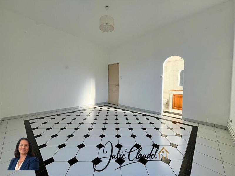 Maison - 151 m² - 7 pièces