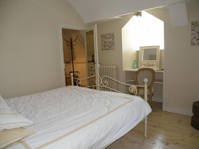 Maison - 326 m² - 8 pièces