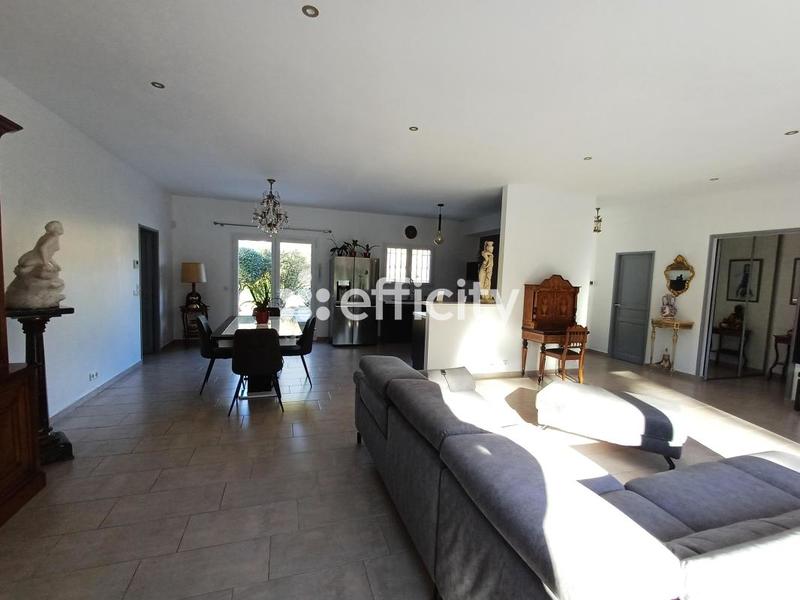 Villa - 155 m² - 6 pièces