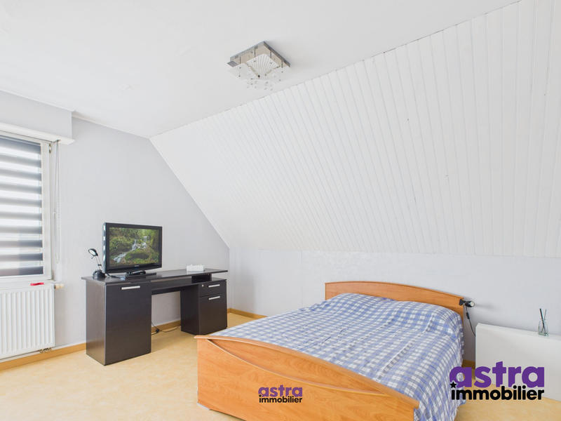 Maison - 180 m² - 6 pièces