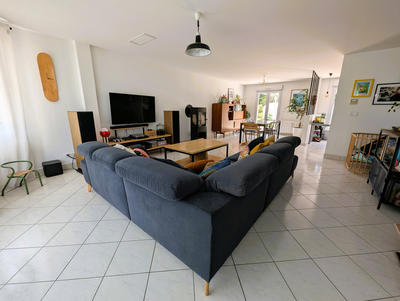 Maison - 140 m² - 5 pièces