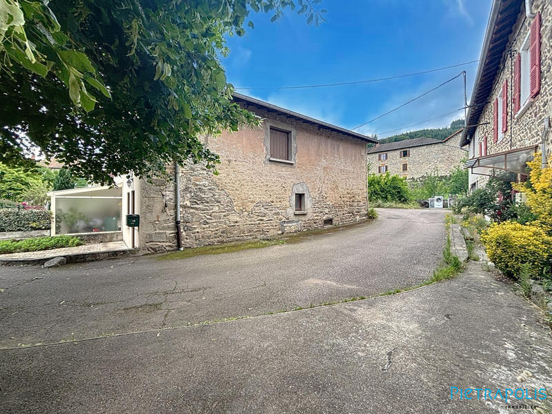 Maison - 85 m² - 5 pièces