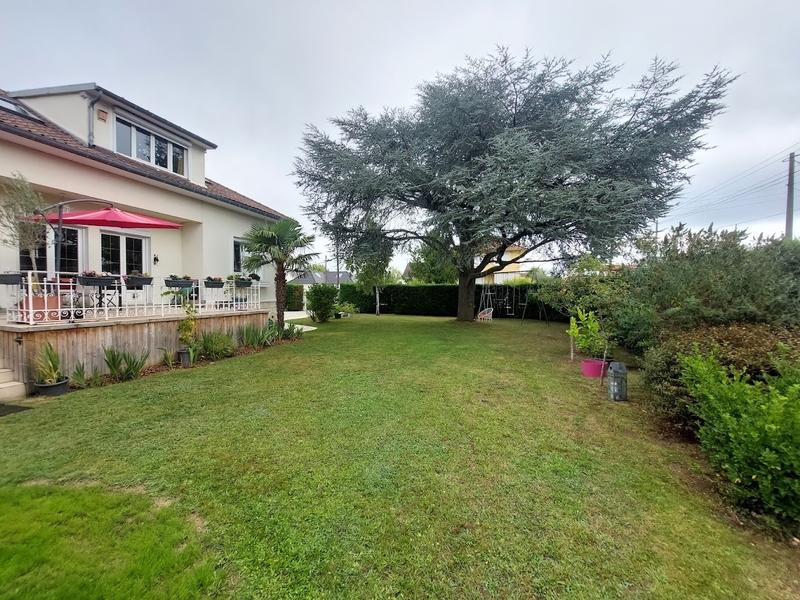 Maison - 143 m² - 6 pièces