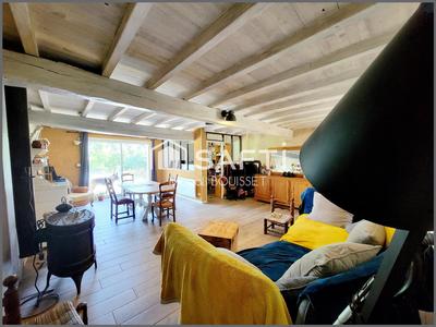 Maison - 248 m² - 7 pièces