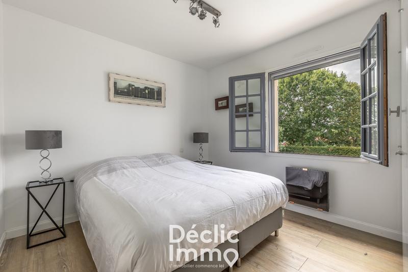 Maison - 290 m² - 7 pièces