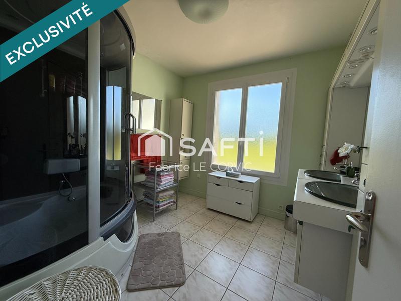 Maison - 196 m² - 8 pièces