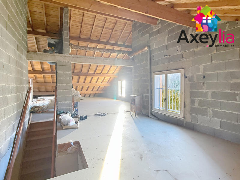 Maison - 135 m² - 6 pièces