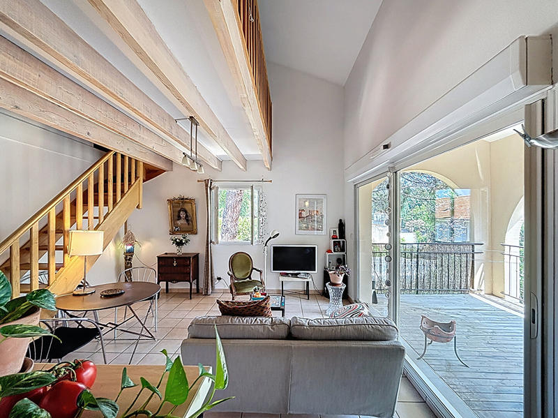 Appartement - 82 m² - 4 pièces