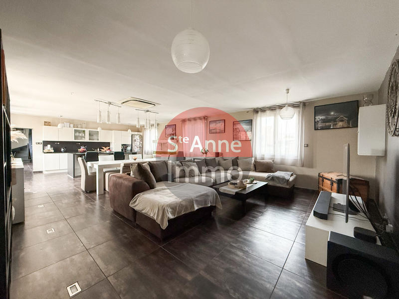 Maison - 192 m² - 6 pièces