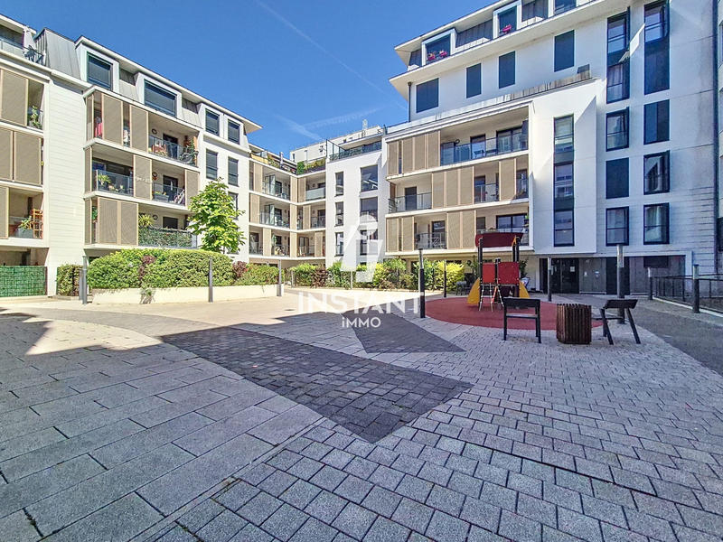 Appartement - 87 m² - 4 pièces