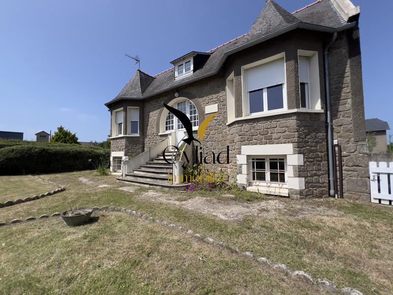 Maison - 99 m² - 3 pièces