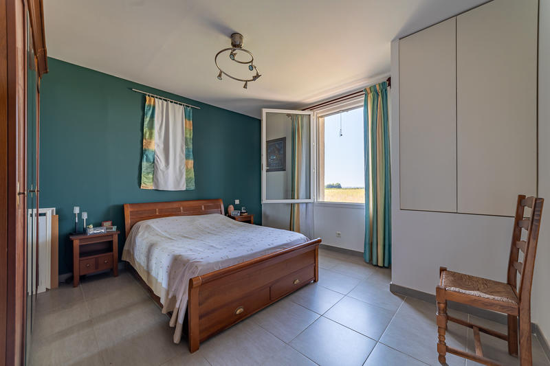 Maison - 220 m² - 8 pièces