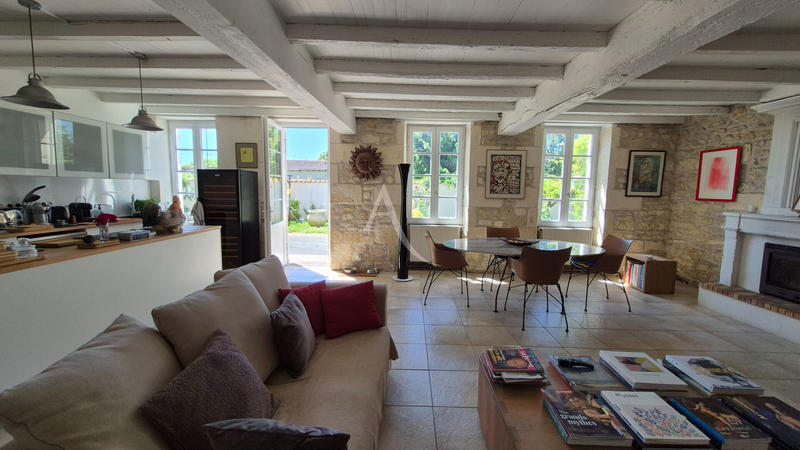 Maison - 186 m² - 5 pièces