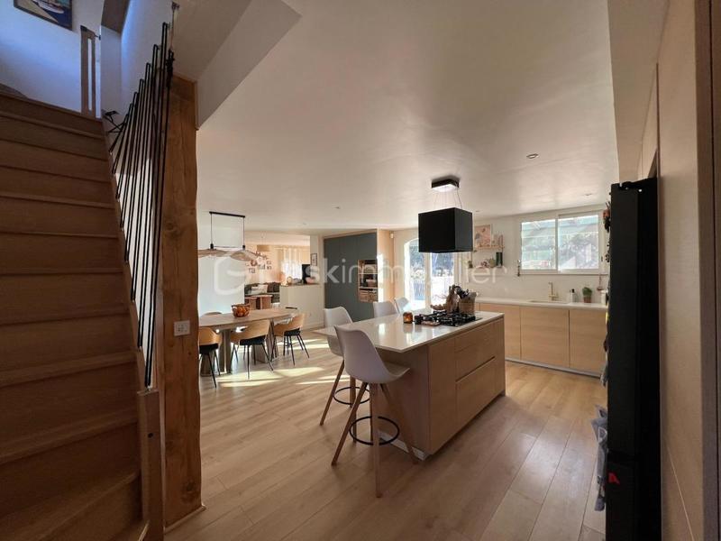 Maison - 155 m² - 5 pièces