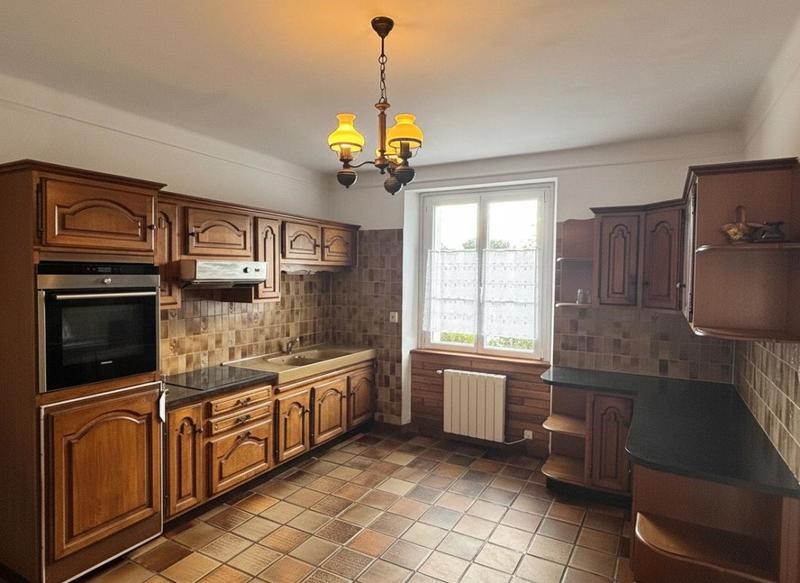 Maison - 155 m² - 7 pièces