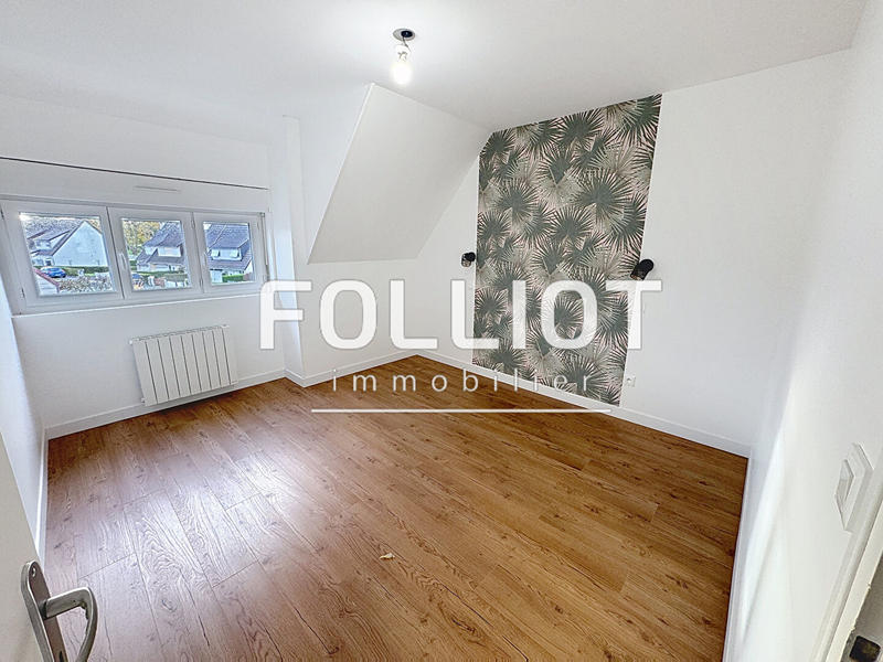 Maison - 106 m² - 6 pièces