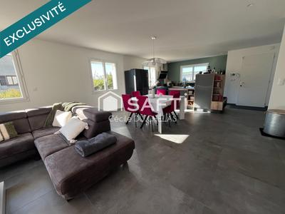 Maison - 122 m² - 4 pièces