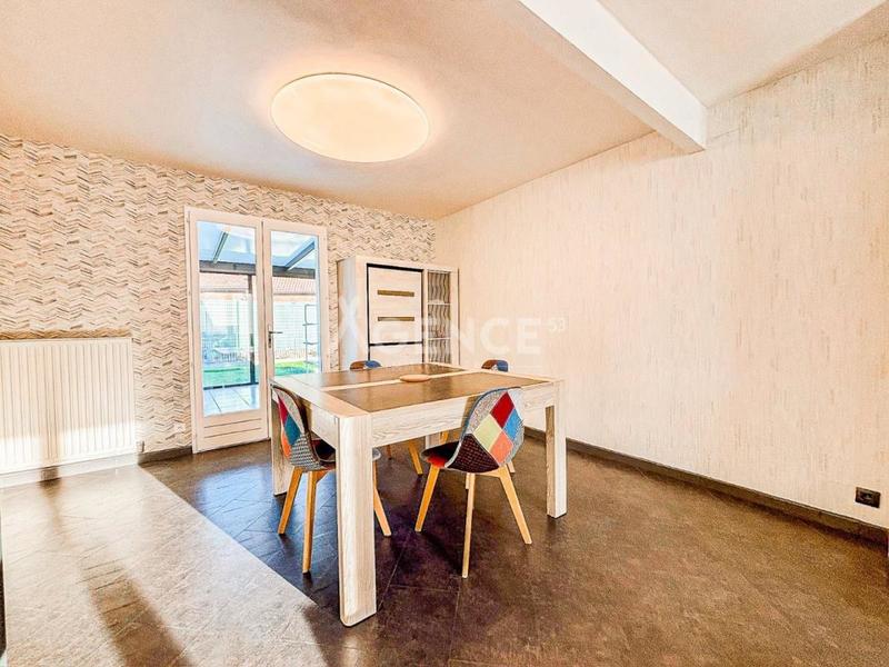 Maison - 87 m² - 5 pièces