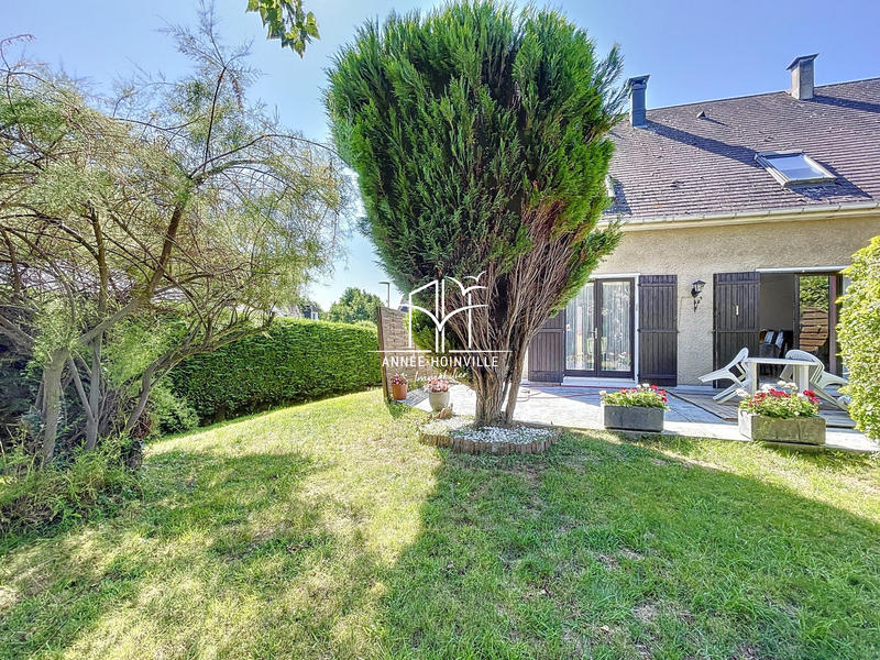 Maison - 92 m² - 5 pièces