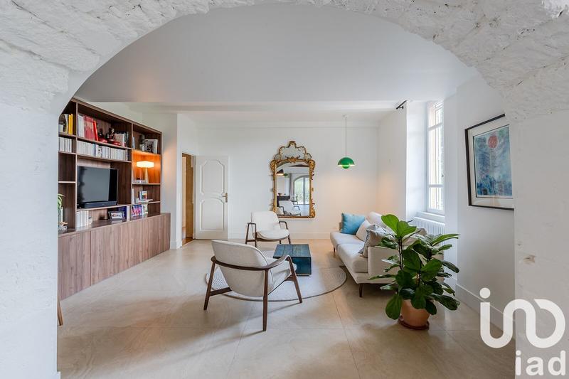 Appartement - 174 m² - 6 pièces