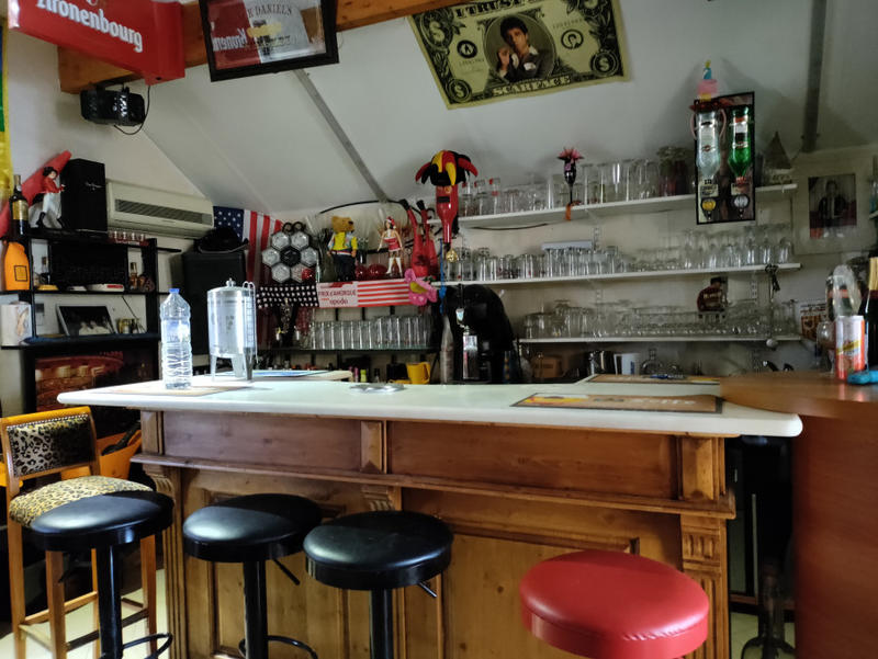 Maison - 350 m² - 7 pièces