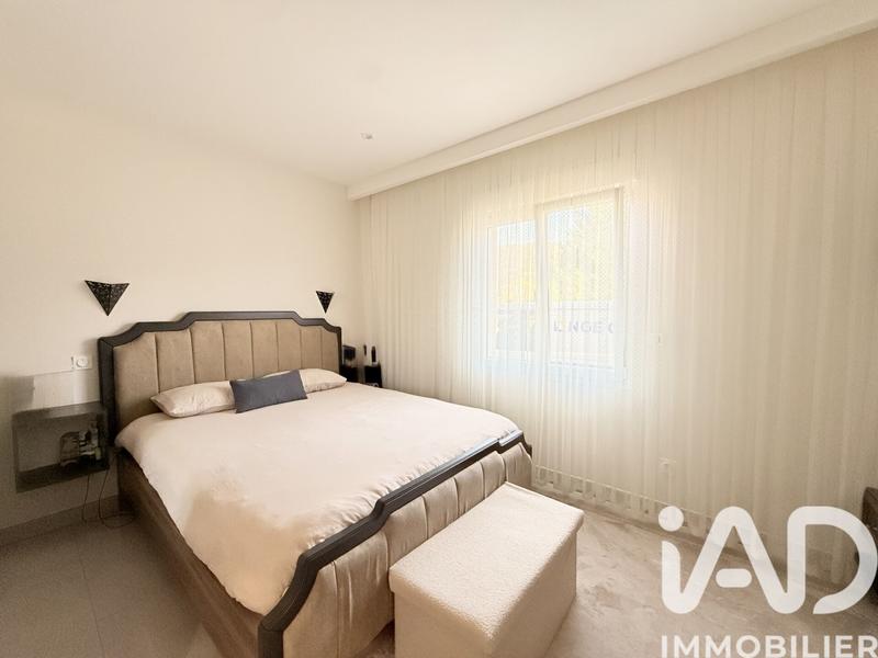 Maison - 137 m² - 4 pièces