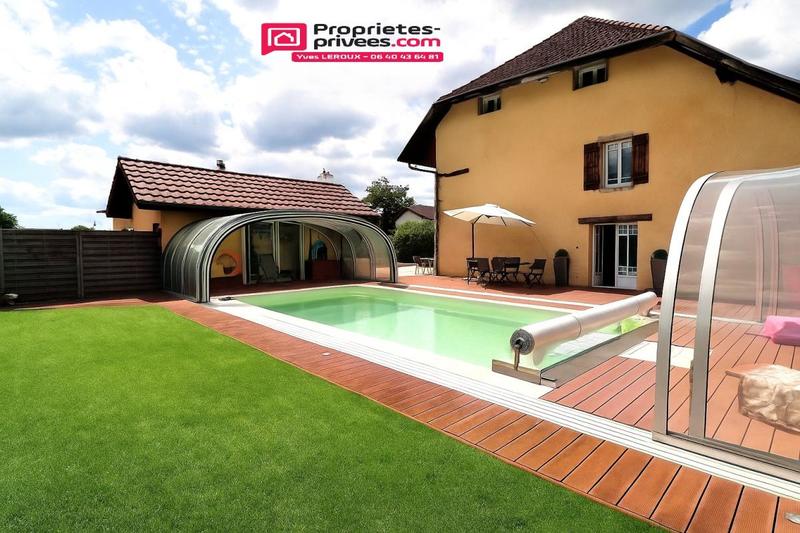 Maison - 182 m² - 7 pièces