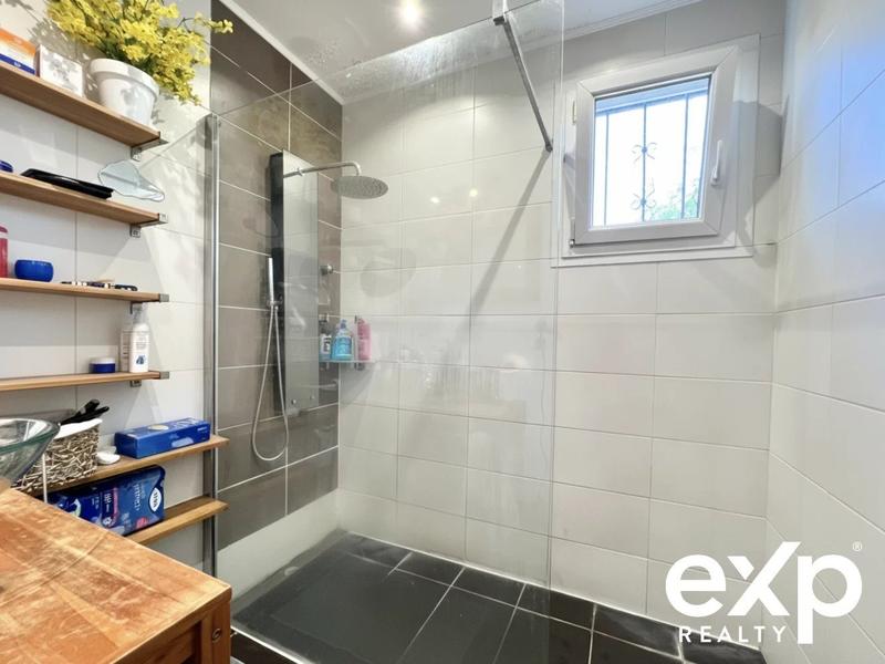 Maison - 101 m² - 5 pièces