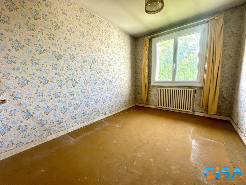 Maison traditionnelle - 95 m² - 6 pièces