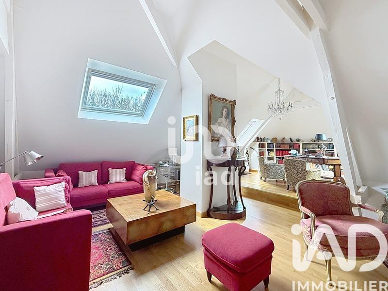 Maison - 320 m² - 10 pièces