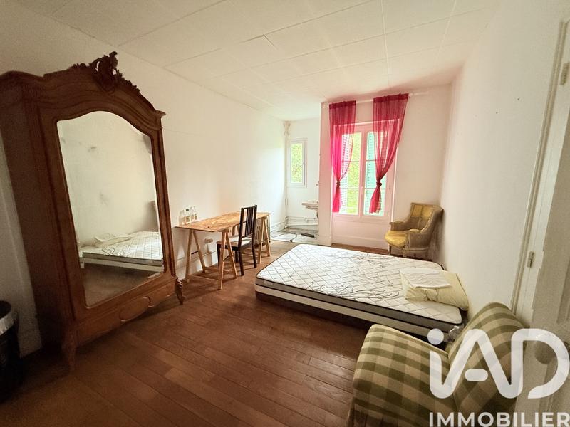 Maison - 430 m² - 12 pièces