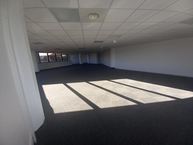 Bureau - 214 m²