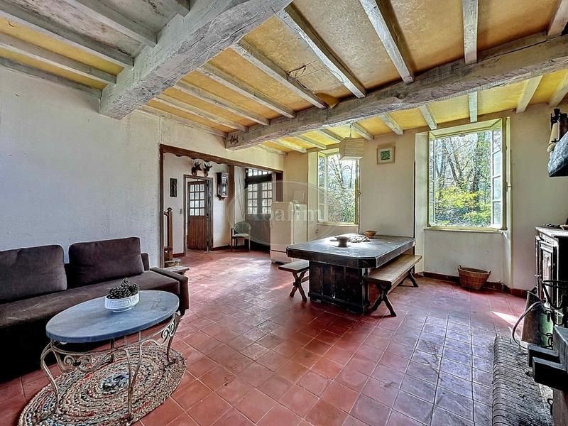 Maison - 180 m² - 6 pièces