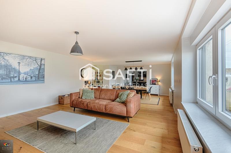 Maison - 205 m² - 7 pièces