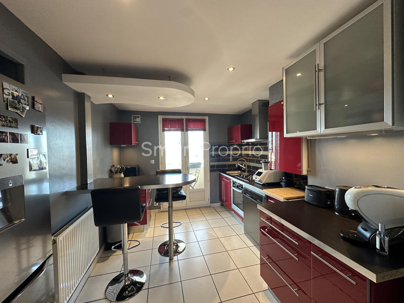 Appartement - 75 m² - 3 pièces