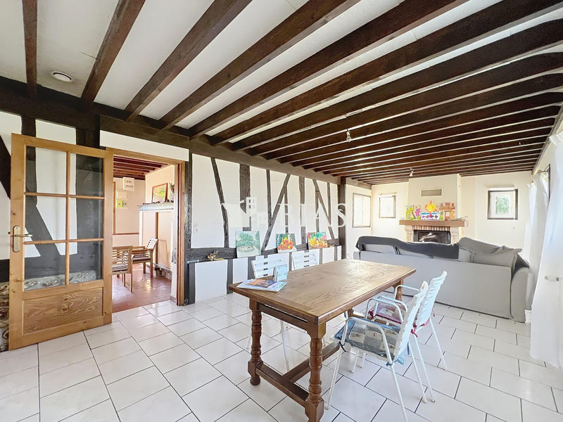 Maison - 100 m² - 5 pièces