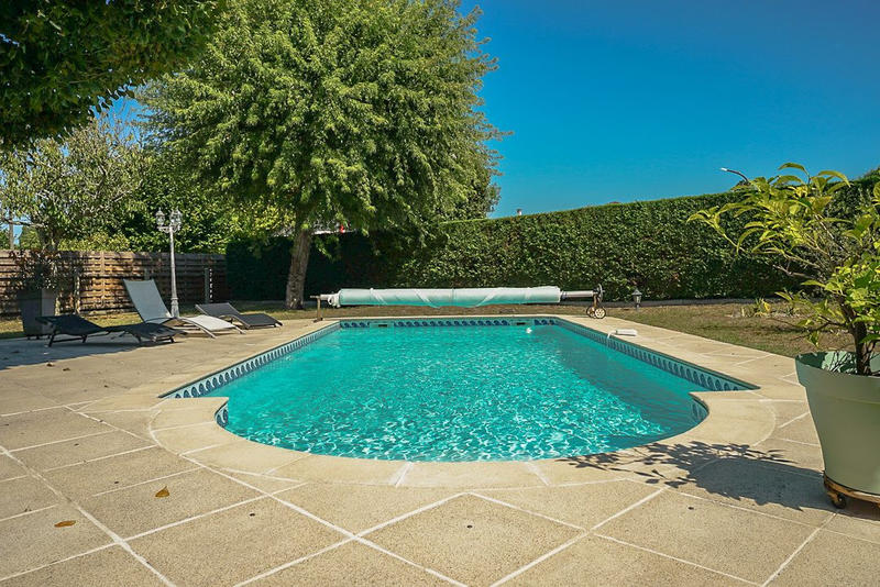 Maison - 161 m² - 7 pièces