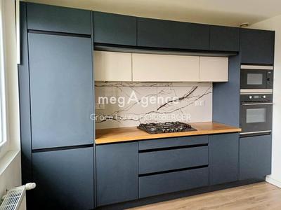 Maison - 163 m² - 8 pièces